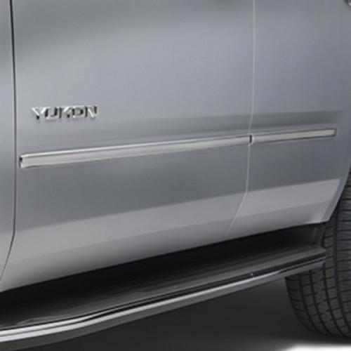 2016 Yukon XL Bodyside Molding Package | Chrome